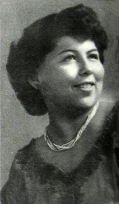 Virginia DeLeon